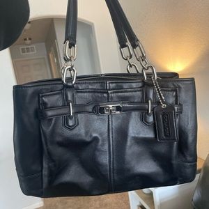 Vintage coach bag with hangtags!!